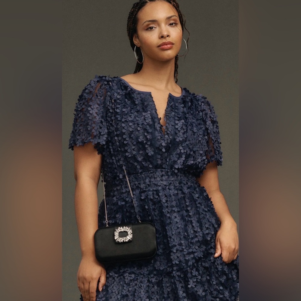 Navy Blue Somerset Mini Dress: Floral Appliqué Edition - Like New - Size 1X